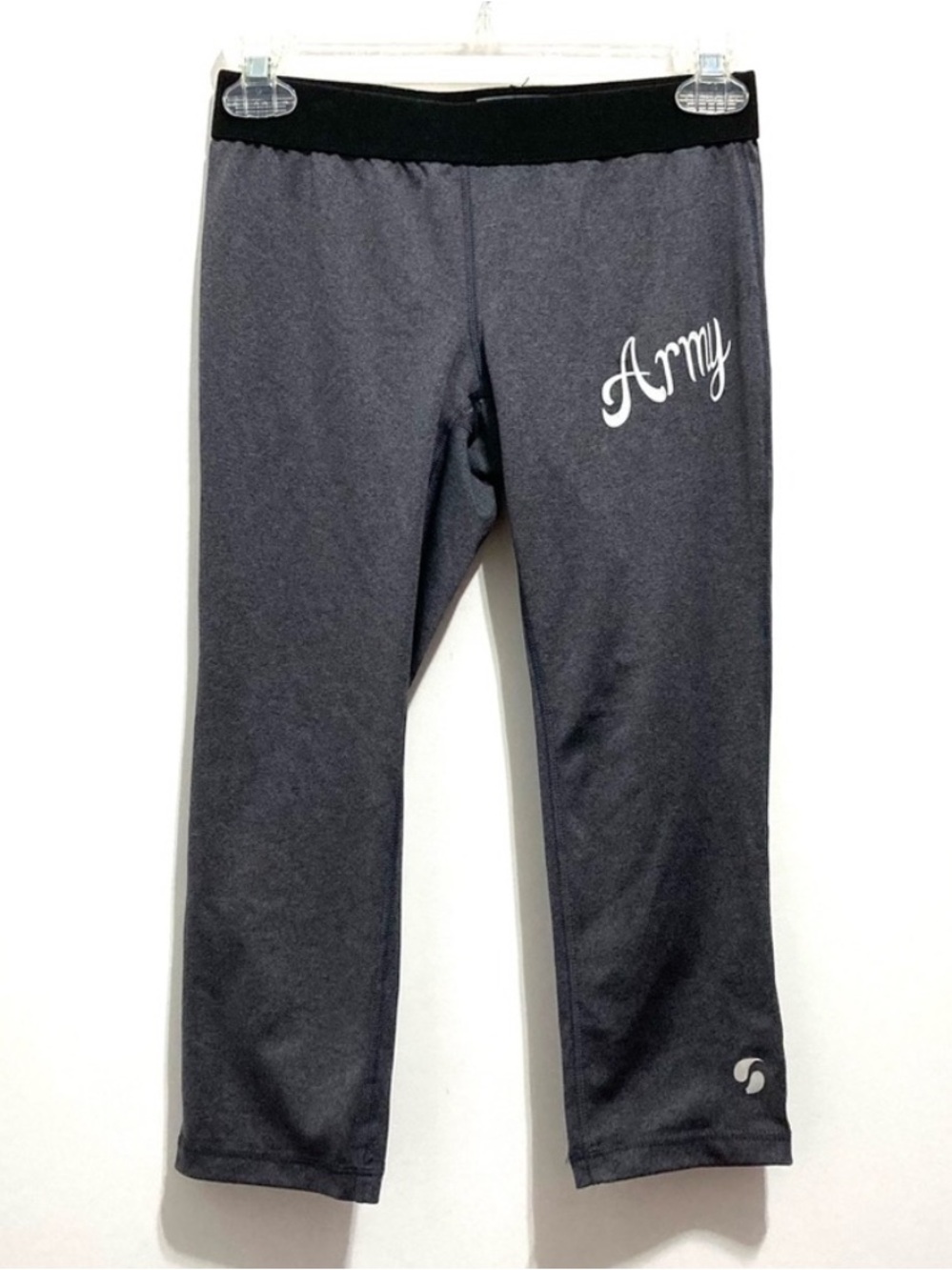 Soffe Dri Athletic Yoga Women’s Army Print Gray Capri Leggings